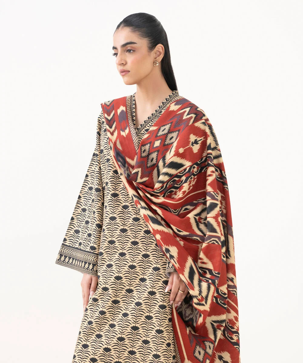 3 Piece - Printed Khaddar Suit